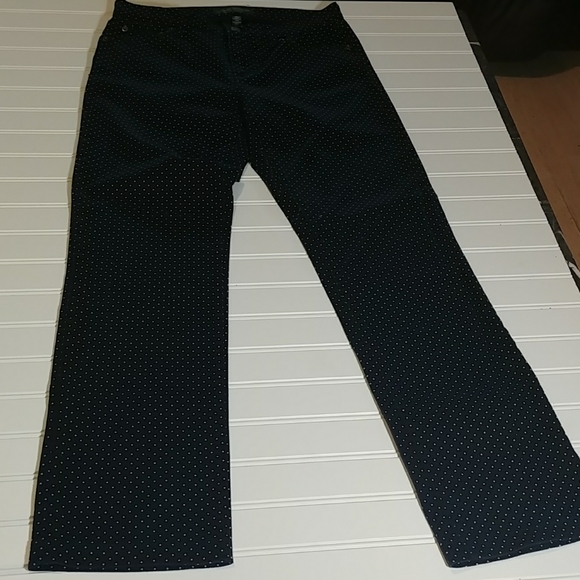 Lauren Ralph Lauren Polka Dot Straight Leg Jean - Picture 9 of 10